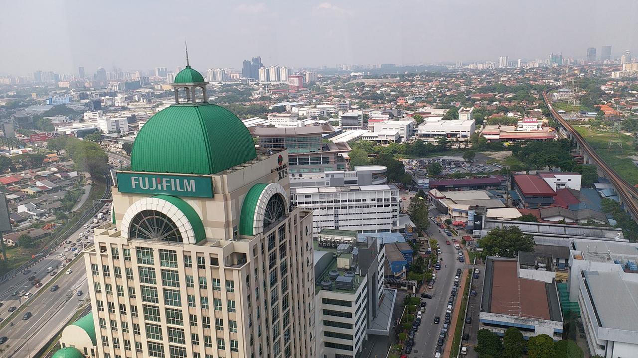 The Garden Apartment At Kuala Lumpur ペタリンジャヤ エクステリア 写真