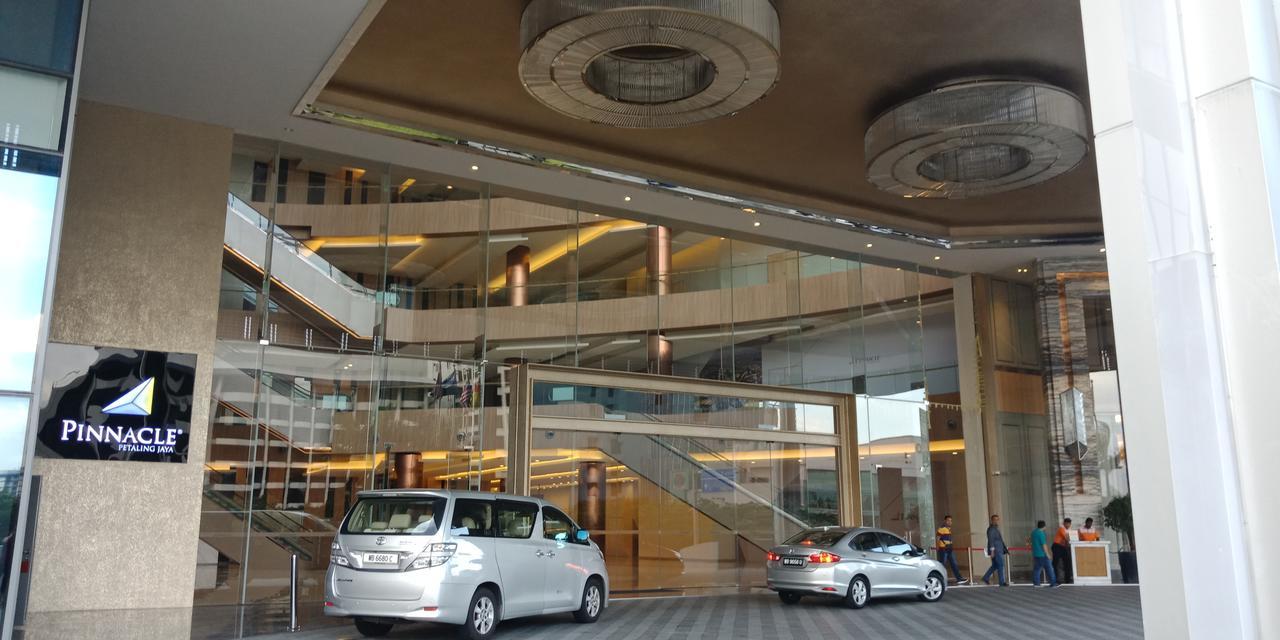 The Garden Apartment At Kuala Lumpur ペタリンジャヤ エクステリア 写真